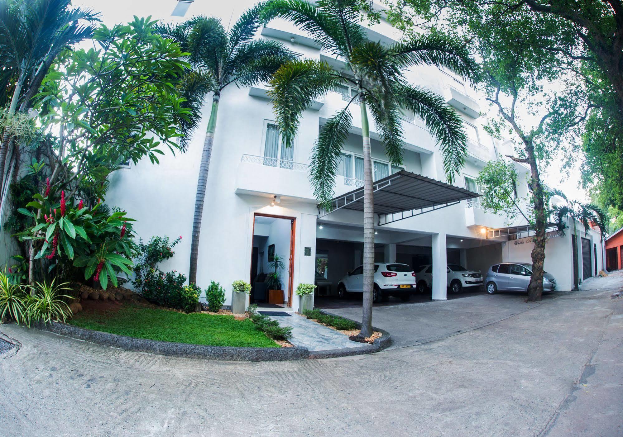 Whitehouse Residencies Bed & Breakfast Colombo Exterior photo