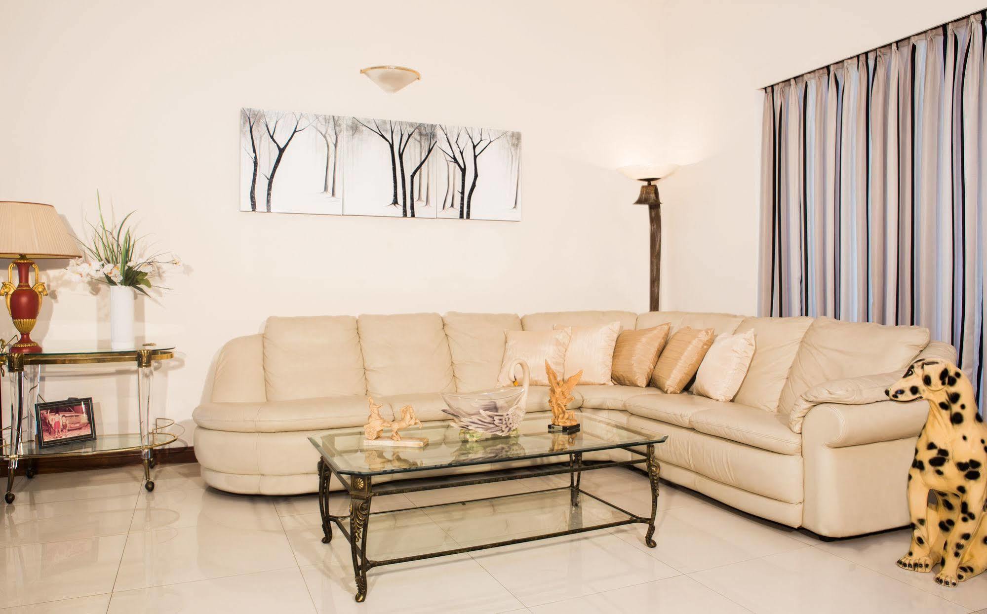 Whitehouse Residencies Bed & Breakfast Colombo Exterior photo